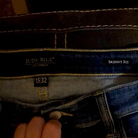 Judy Blue skinny fit 15/32 - Picture 3 of 6